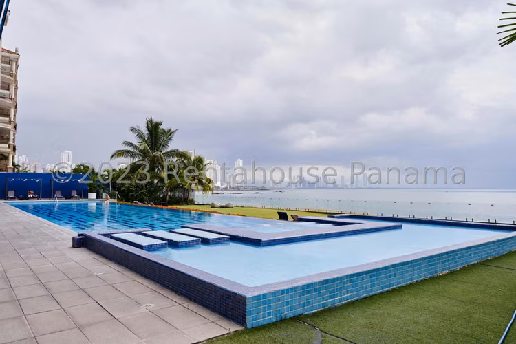 Venta de Apartamento en Punta Pacifica Ph Grand Tower 159 Mts PD