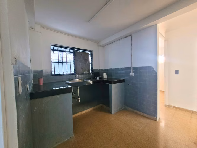 Propiedad Comercial o Residencial sobre Vía Principal en Chanis