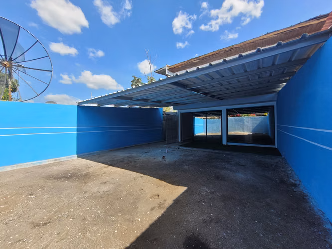 Propiedad Comercial o Residencial sobre Vía Principal en Chanis