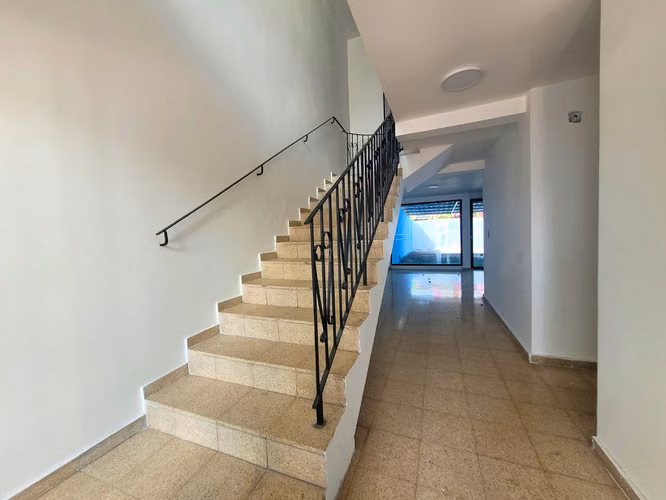 Propiedad Comercial o Residencial sobre Vía Principal en Chanis