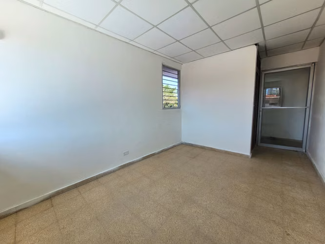 Propiedad Comercial o Residencial sobre Vía Principal en Chanis