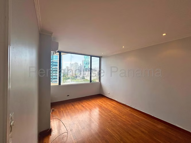 Venta de apartamento en Obarrio 26MVCH6462