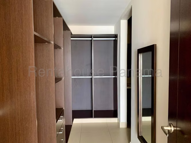 Venta de Apartamento en Punta Pacifica Ph Oceanaire NS