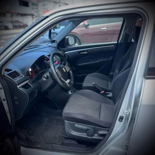 Suzuki Swift 2012 Automática - Imagen 4