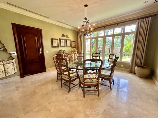 RESIDENCIA DE LUJO EN ROYAL PACIFIC - 5Rcs -$ 3.4M