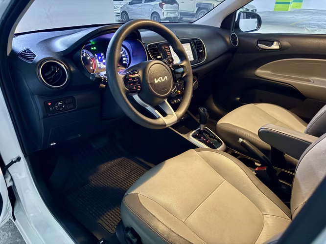 Vendo Kia Soluto Automatico 2023 - Imagen 12