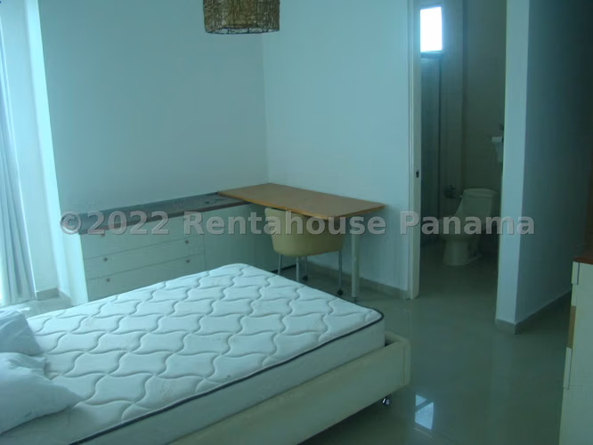 Se Vende Apartamento en Coco del Mar LA26-4298