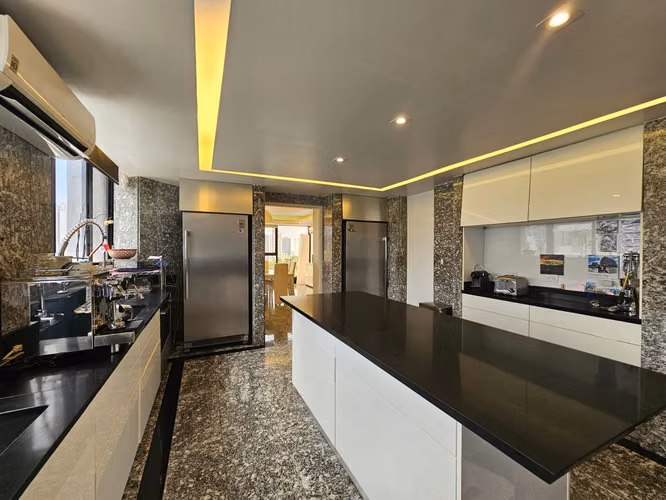 EXCLUSIVO APARTAMENTO EN VENTA EN LA CRESTA - Imagen 9