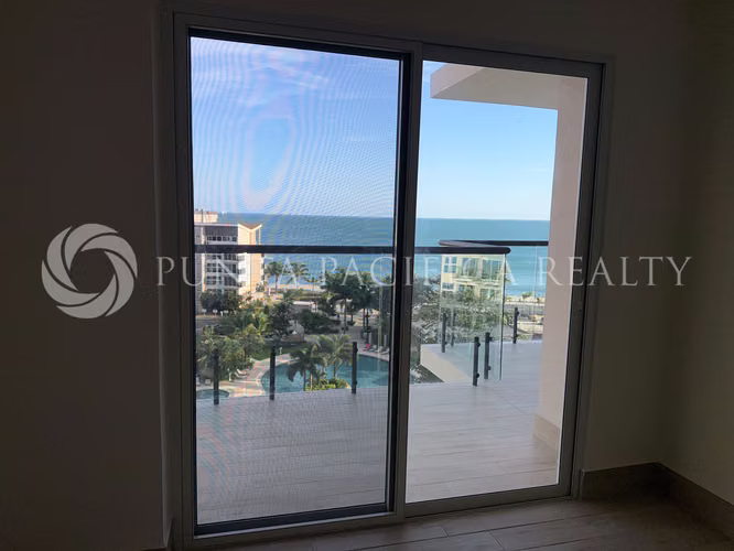 Venta | Oportunidad de Inversión en Playa Caracol | PH Olas del Mar