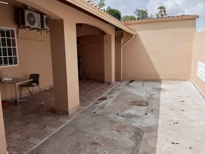 Se vende casa en Brisas del Golf