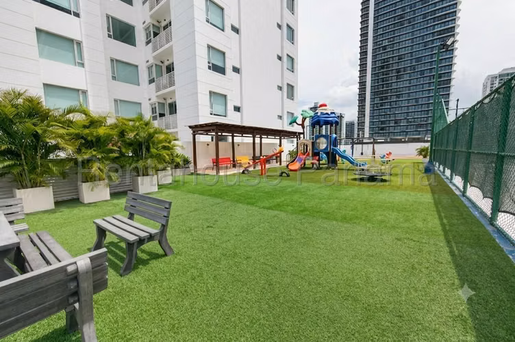 Apartamento en Venta en Costa del Este 25*8742Mfk