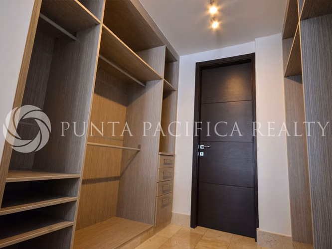 Venta departamento Grandtower punta pacifica