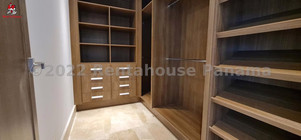 Apartamento en Venta en Santa María 24EPP7909