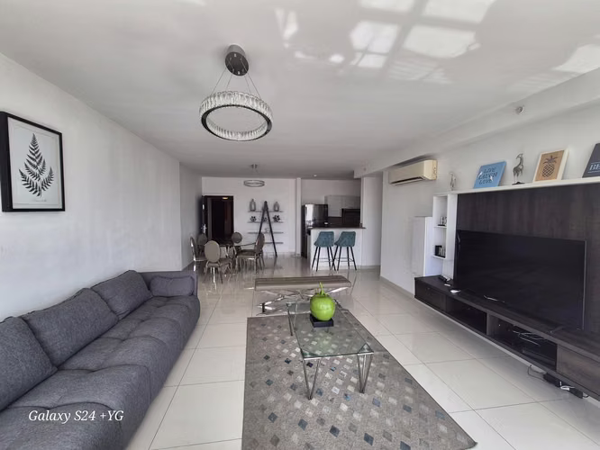 ALQUILER DE APARTAMENTO EN PH TOP TOWERS