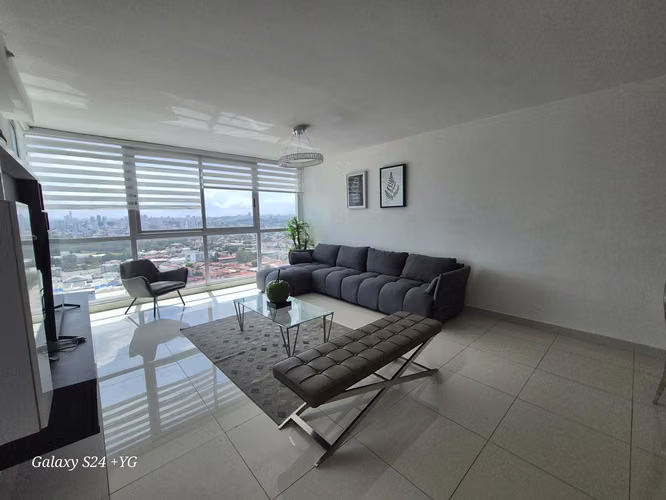 ALQUILER DE APARTAMENTO EN PH TOP TOWERS