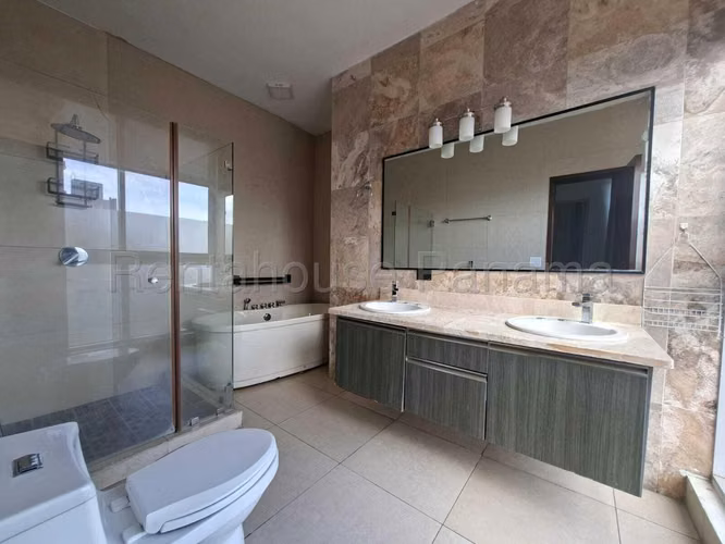 Alquiler de Apartamento Lujoso en Av Balboa 26*8878Mfk