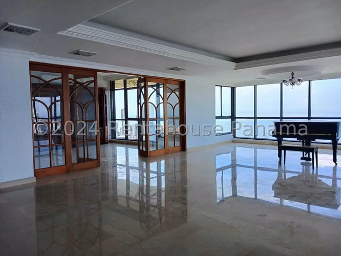 Alquiler de Apartamento Tipo Duplex en Av Balboa 24*10828Mfk - Imagen 4