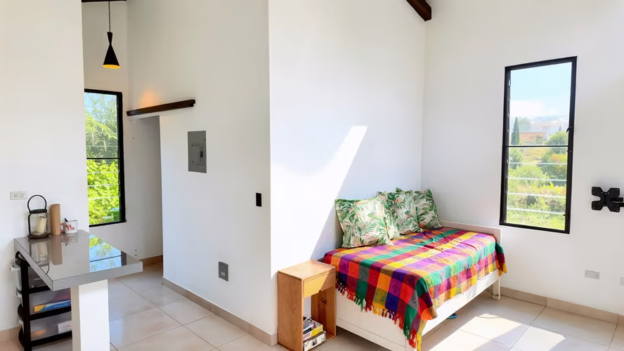 Oportunidad! Se Vende Casa en Amplio terreno en Altos del Maria - Imagen 7