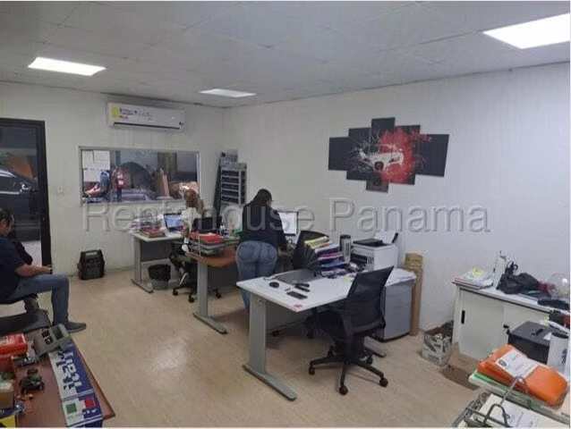 Vendo local en Parque Lefevre LF26-8944 Solo Cliente Directo
