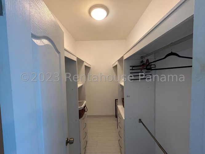 Apartamento en Venta en Bella Vista AFC 24-552