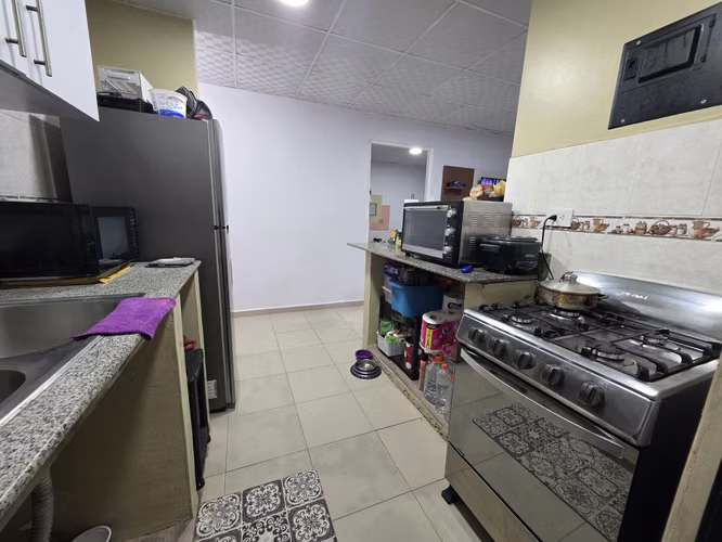 SUPER GANGA CASA 2R1B1P APLIO TERRENO E PRADERAS DE SAN LORENZO 70000