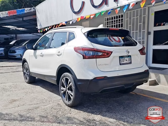 Nissan Qashqai 2022 Automática EB9438 - Imagen 6