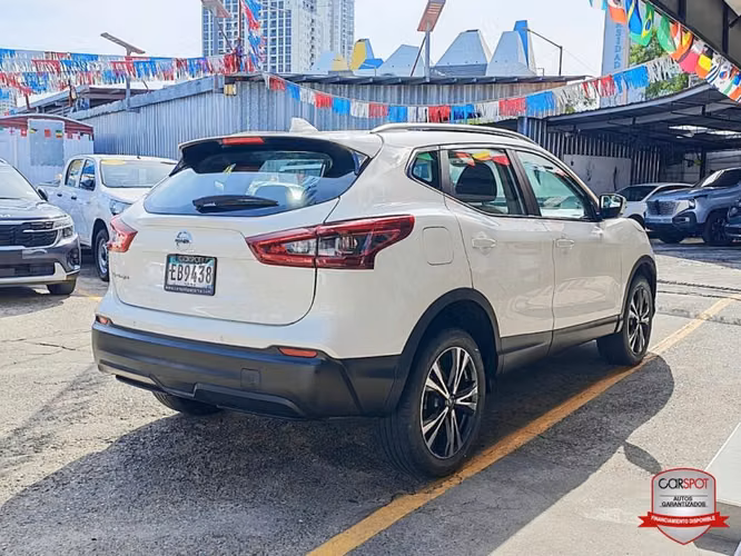 Nissan Qashqai 2022 Automática EB9438 - Imagen 4