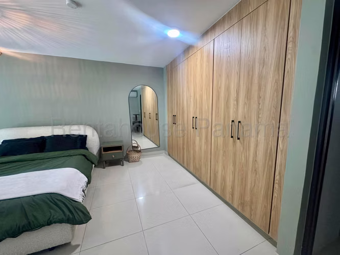 Alquilo Apartamento en AMOBLADO en El Cangrejo VITRO LOFT OF 26-8963