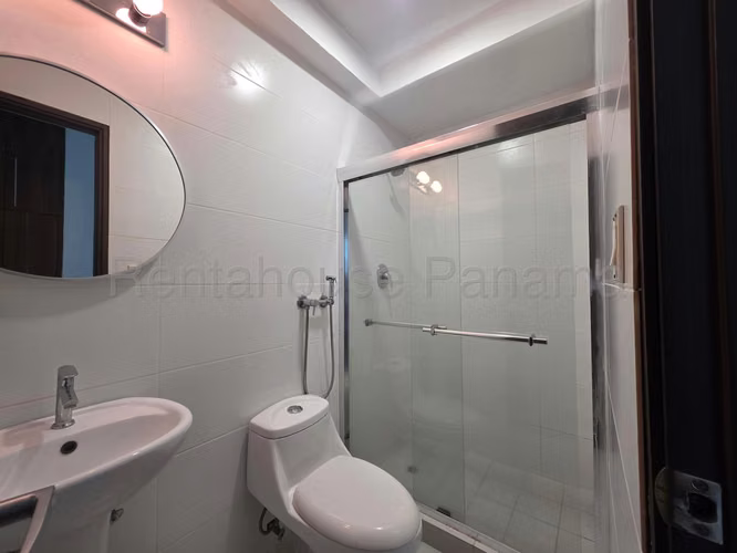 Vendo Apartamento en El Cangrejo TRINITY TOWER OF 26-8967
