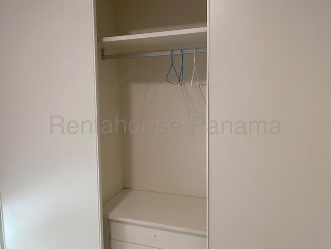 Apartamento en Alquiler en Coco del Mar RJ - Imagen 15