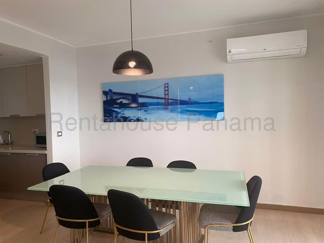 Apartamento en Alquiler en Coco del Mar RJ - Imagen 6
