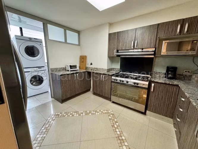 Apartamento en Alquiler en Obarrio RJ