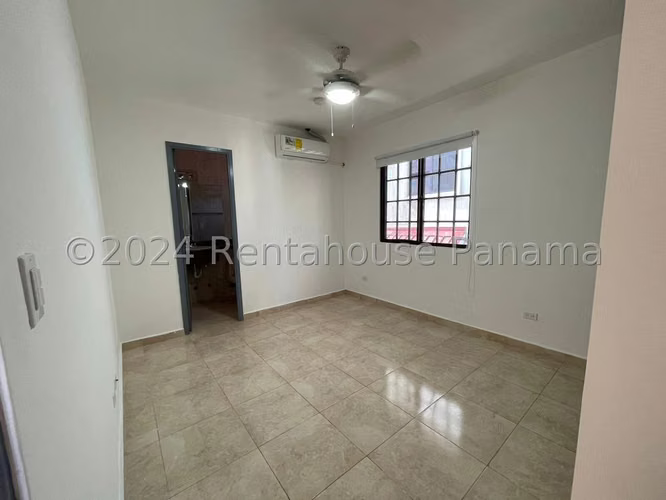 Casa en Venta en Las Cumbres RJ