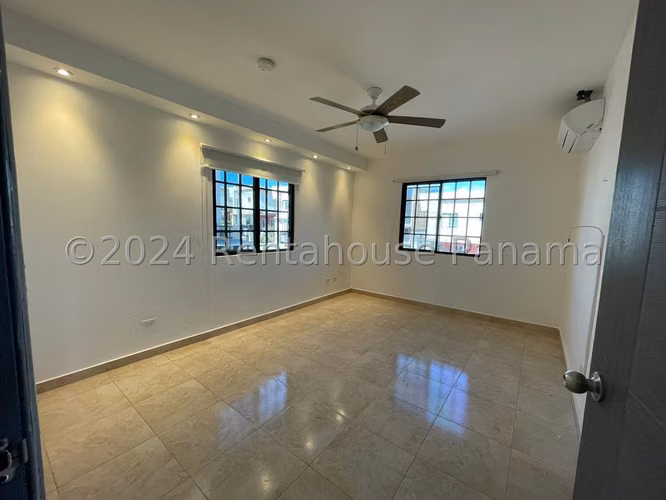 Casa en Venta en Las Cumbres RJ