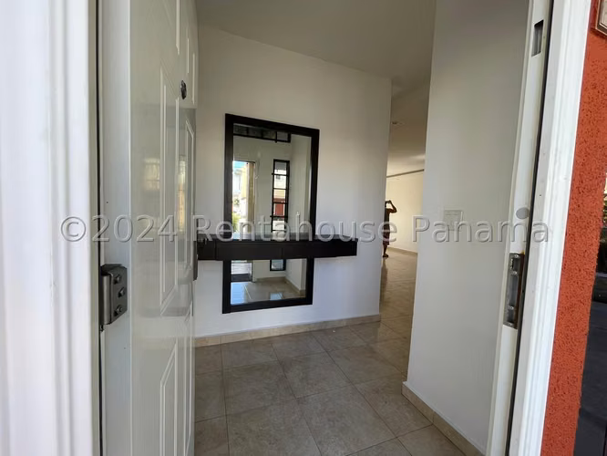 Casa en Venta en Las Cumbres RJ