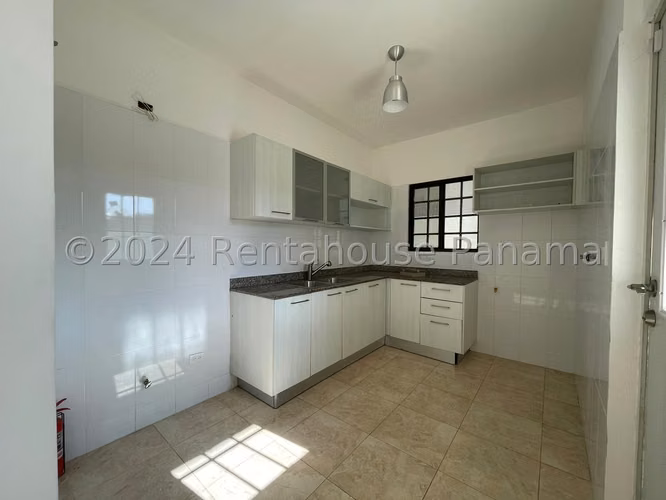 Casa en Venta en Las Cumbres RJ