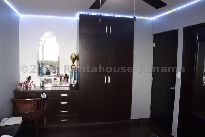 Vendo apartamento en Calle 50 LF23-2866 Solo Cliente Directo
