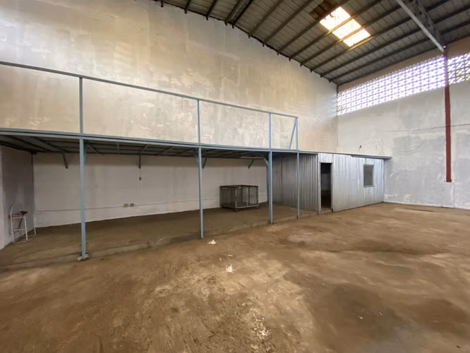 VENDO O ALQUILO GALERA en Río Abajo - Imagen 5