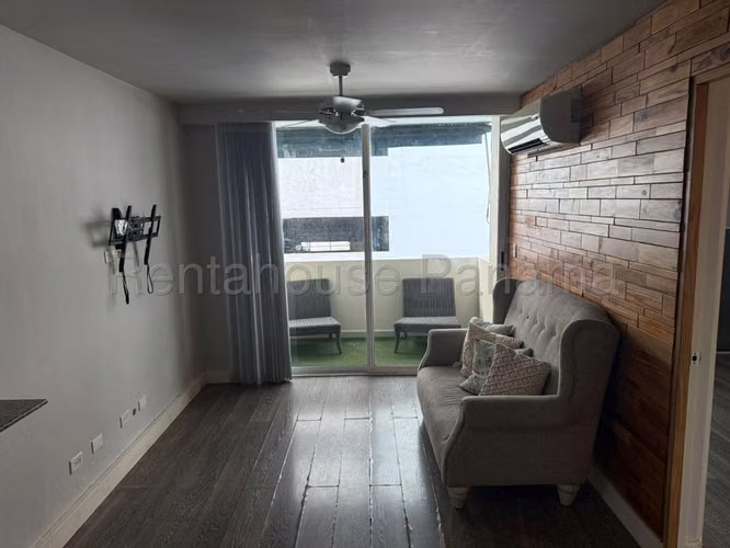 Apartamento en Venta en Condado del Rey JG