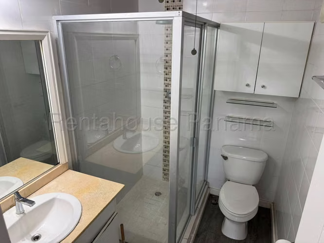 Apartamento en Venta en Condado del Rey JG