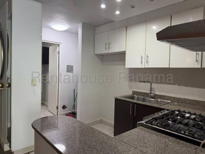 Apartamento en Venta en Condado del Rey JG