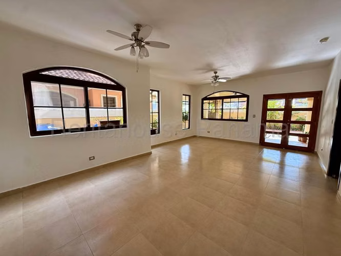Alquiler de casa en Costa Sur 26MVCH6820
