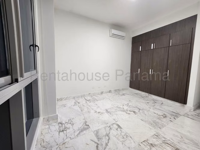 Alquoiler de apartamento en Ph Regalía 26MVCH6505