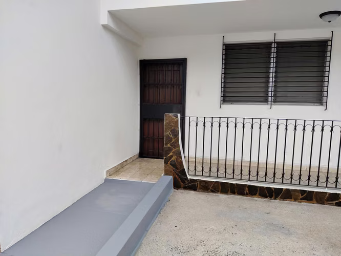 COMERCIO O VIVIENDA, RÍO ABAJO, TERRENO PLANO 800 INVERSIÓN PARA MTS.²