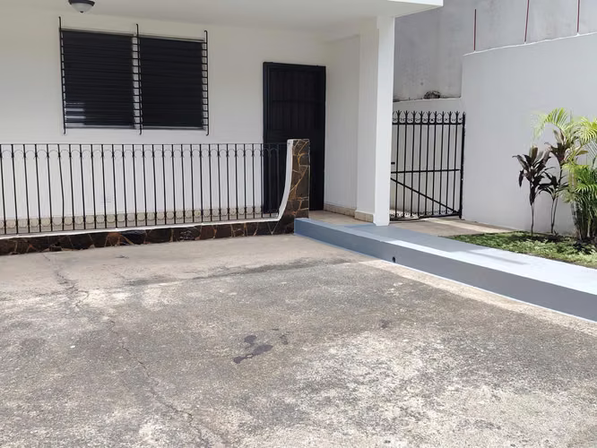 COMERCIO O VIVIENDA, RÍO ABAJO, TERRENO PLANO 800 INVERSIÓN PARA MTS.²