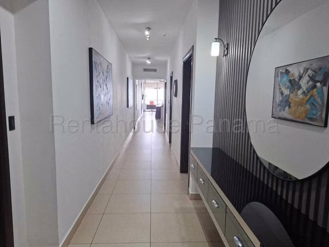 Se alquila apartamento en Avenida Balboa KC
