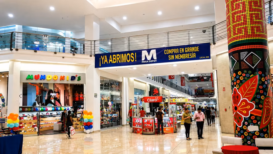 Venta de Local Comercial en Los Andes Mall, 207m²