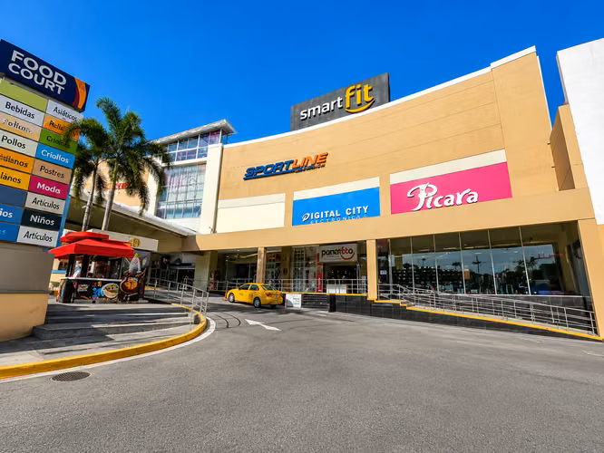 Venta de Local Comercial en Los Andes Mall, 207m²