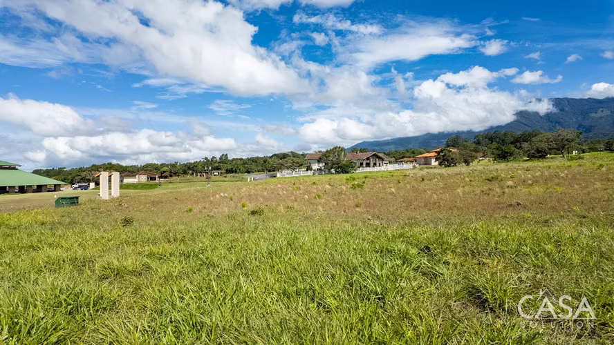 Lote Plano con Vista a las Montañas en Venta en Alto Boquete - Imagen 4