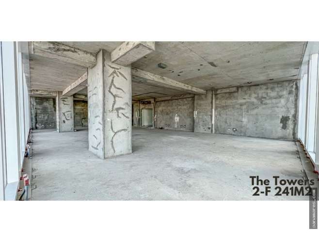 Se Alquilan Y Se Venden Oficinas En Calle 50 - The Towers — Oficina en Alquiler